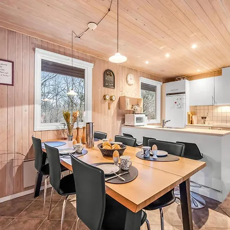 Lovely 6-person With Outdoor Sauna - 1007 Prázdninový dům *