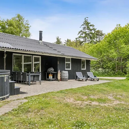 Lovely 6-person With Outdoor Sauna - 1007 *